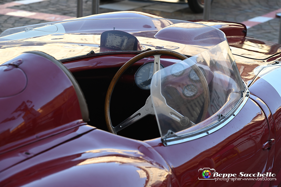 VBS_3864 - Autolook Week - Le auto in Piazza San Carlo.jpg